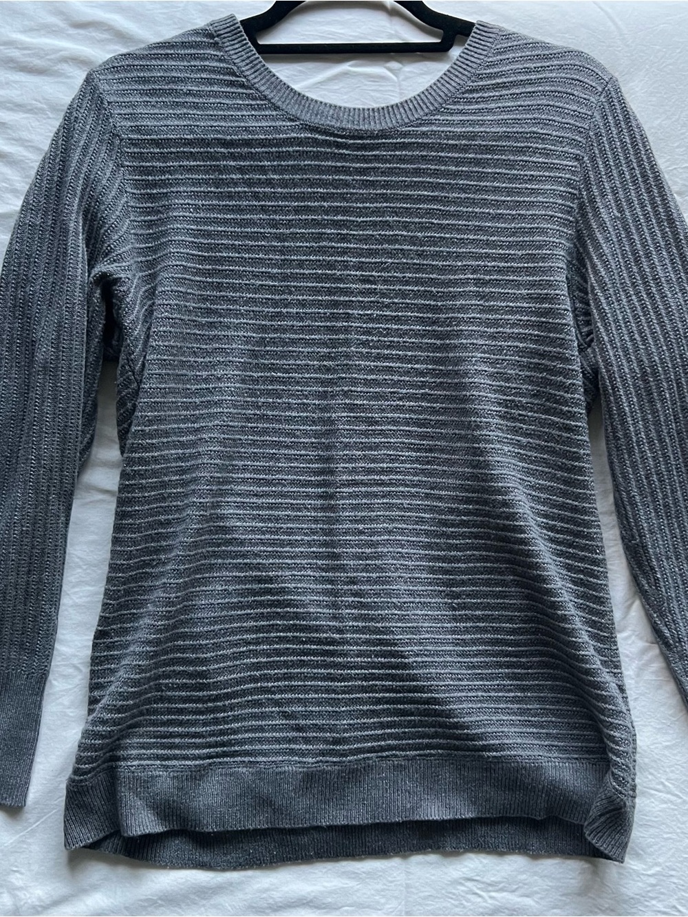 Women’s Gray Ribbed Crewneck Sweater with open back